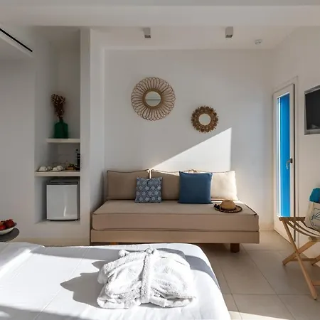 Bluetopia Bed & Breakfast 4*