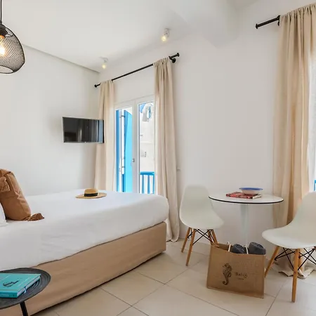 Bluetopia Bed & Breakfast 4*